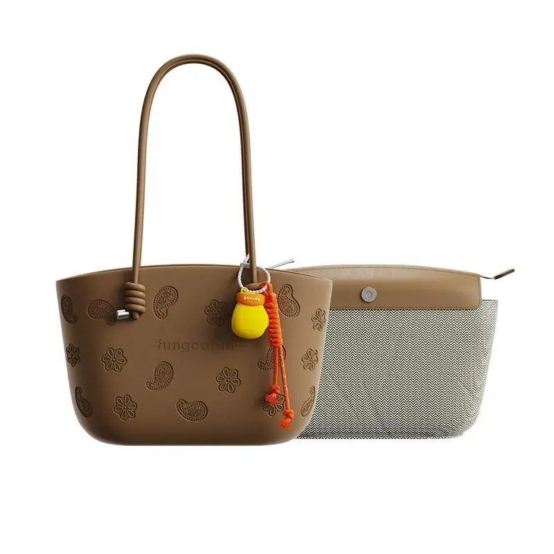 Hazelnut brown / With removable inner liner