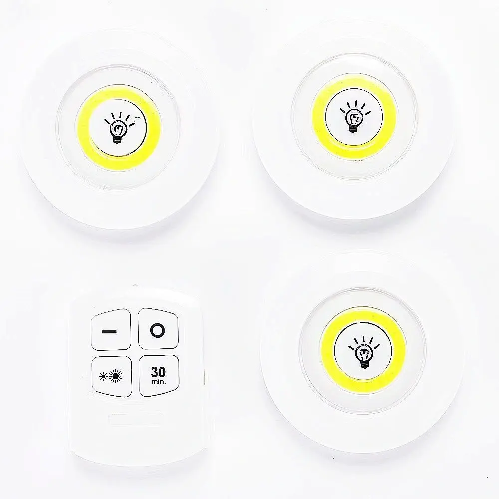 3 white lights + remote control (batteries not included)
