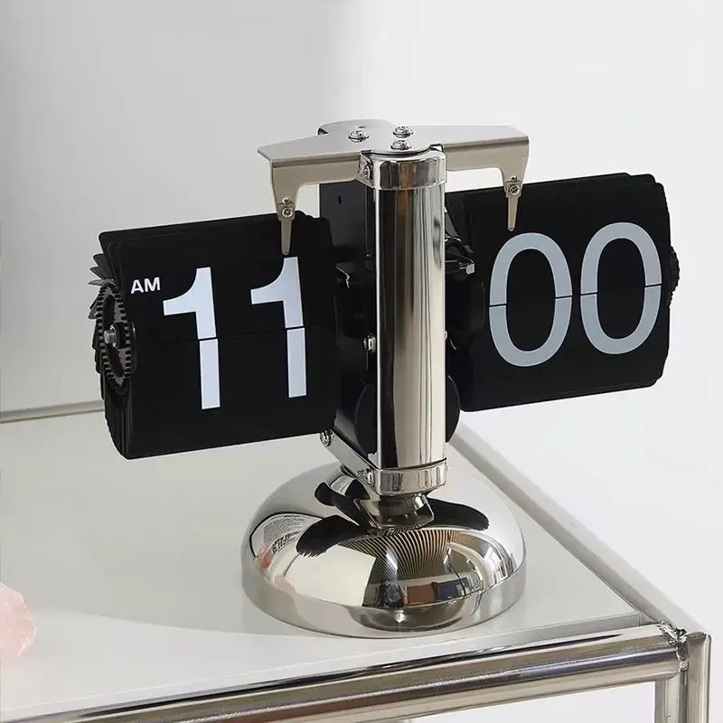 Trendy Automatic Page-Turning Clock