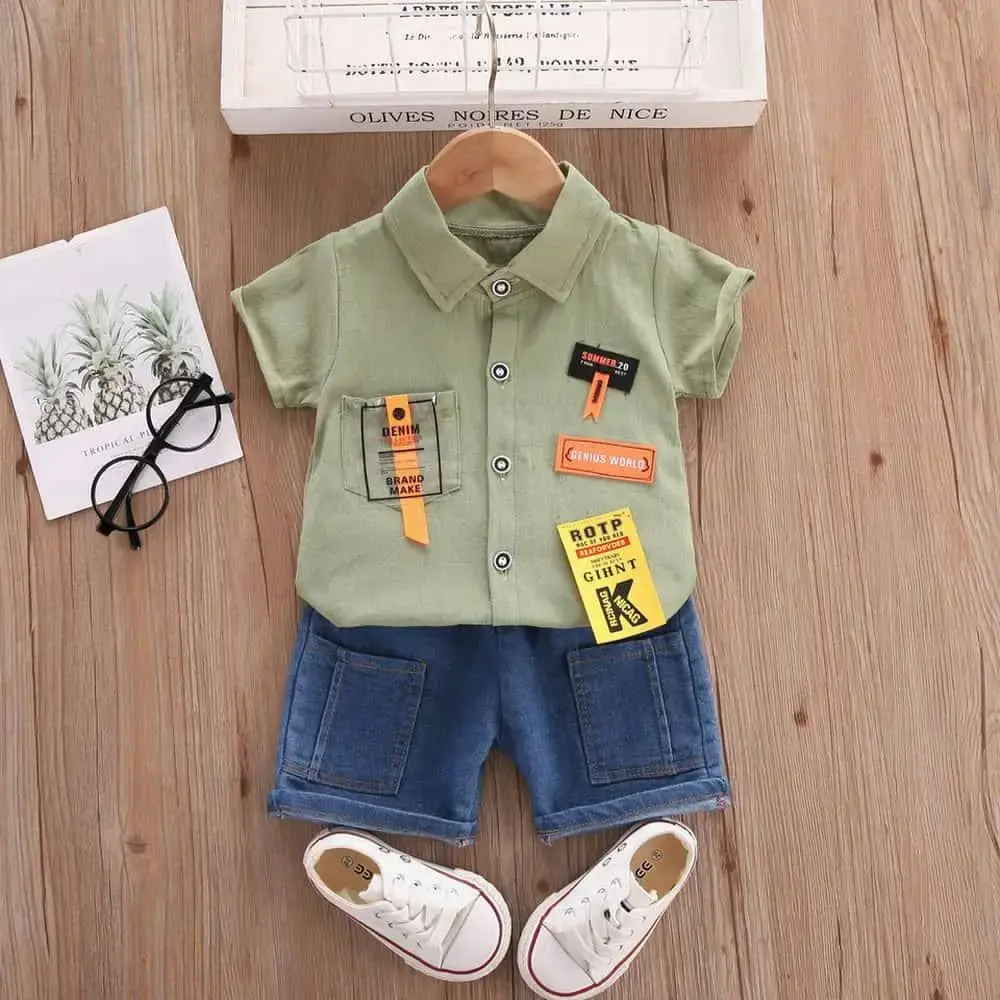 Denim Shorts Suit with a Printed Shirt Mint