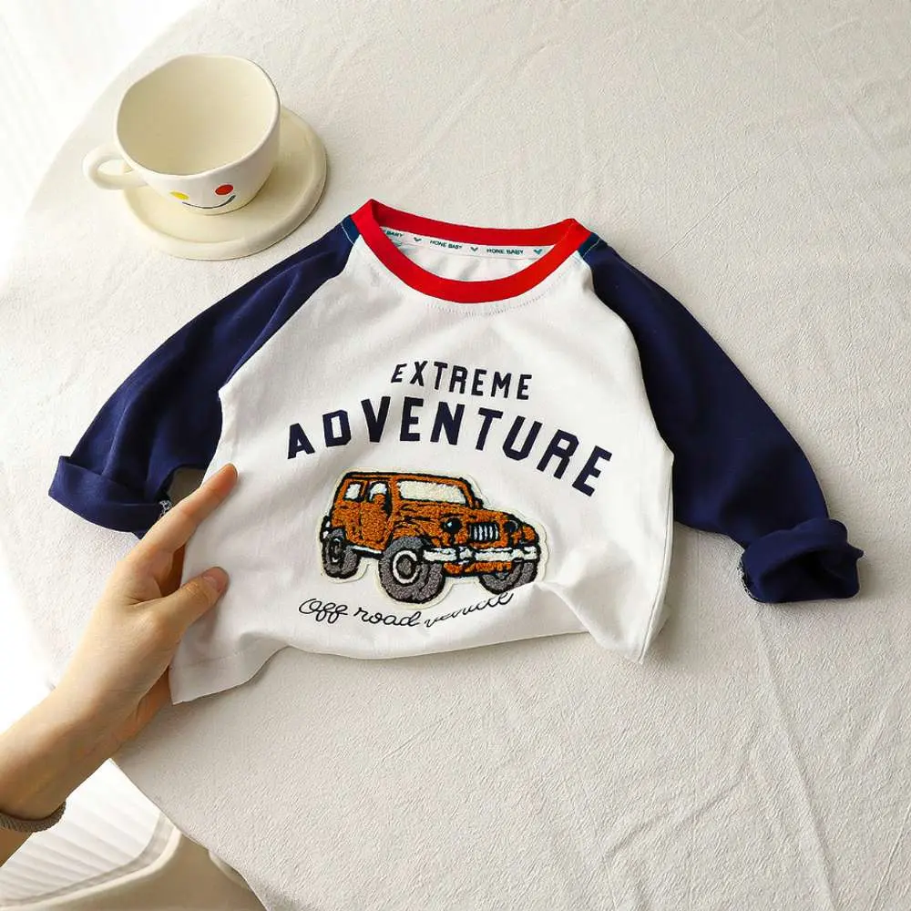 AdventureT-shirt / 06-12 Month (80s)